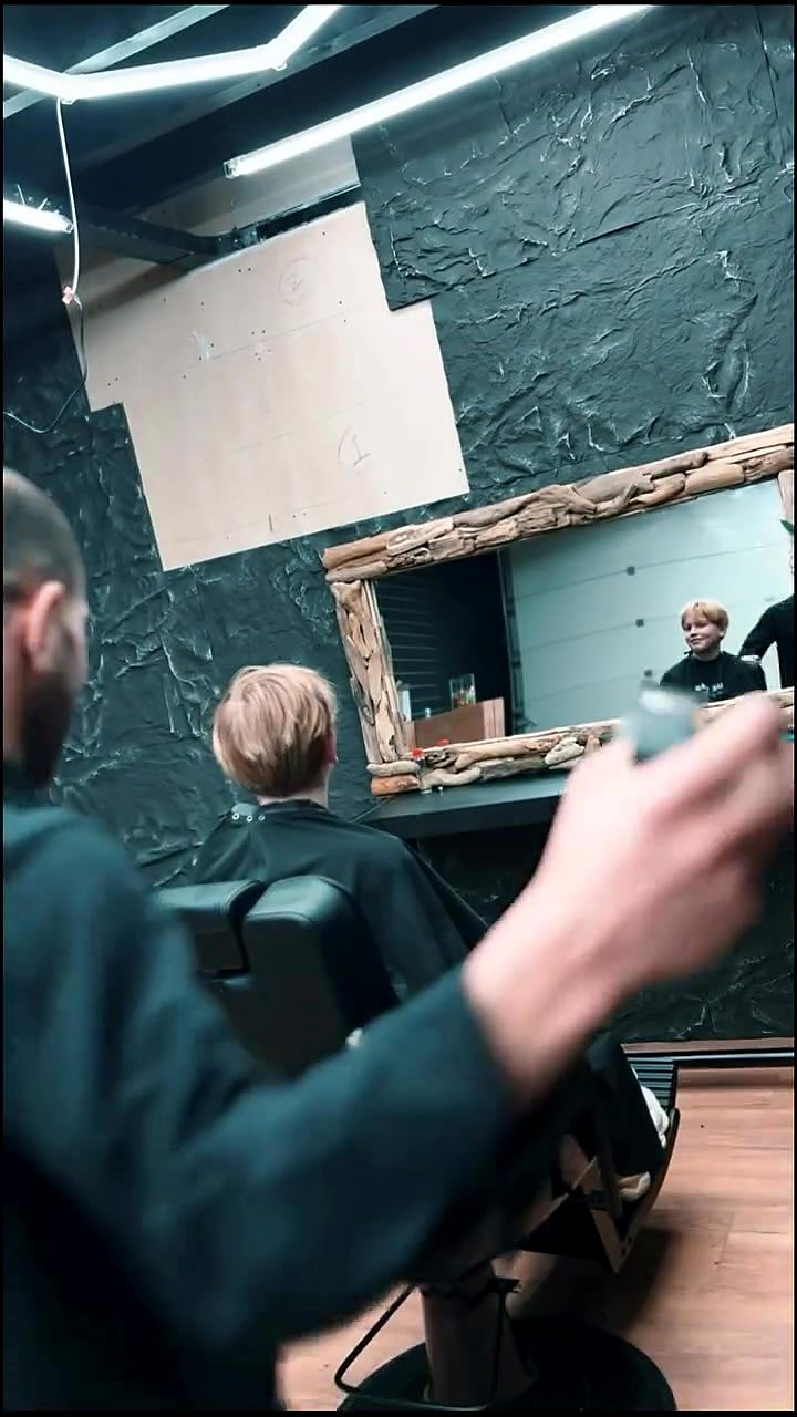 Strakke fade, net geknipt bij Hair Master Heiloo